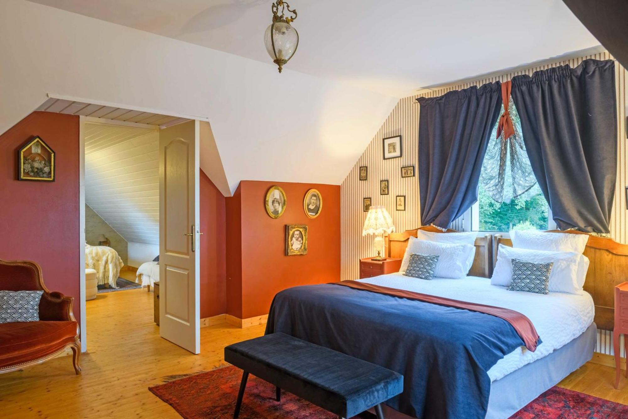 Bed and Breakfast Les Pierres Bleues Saint-Coulitz Exteriér fotografie