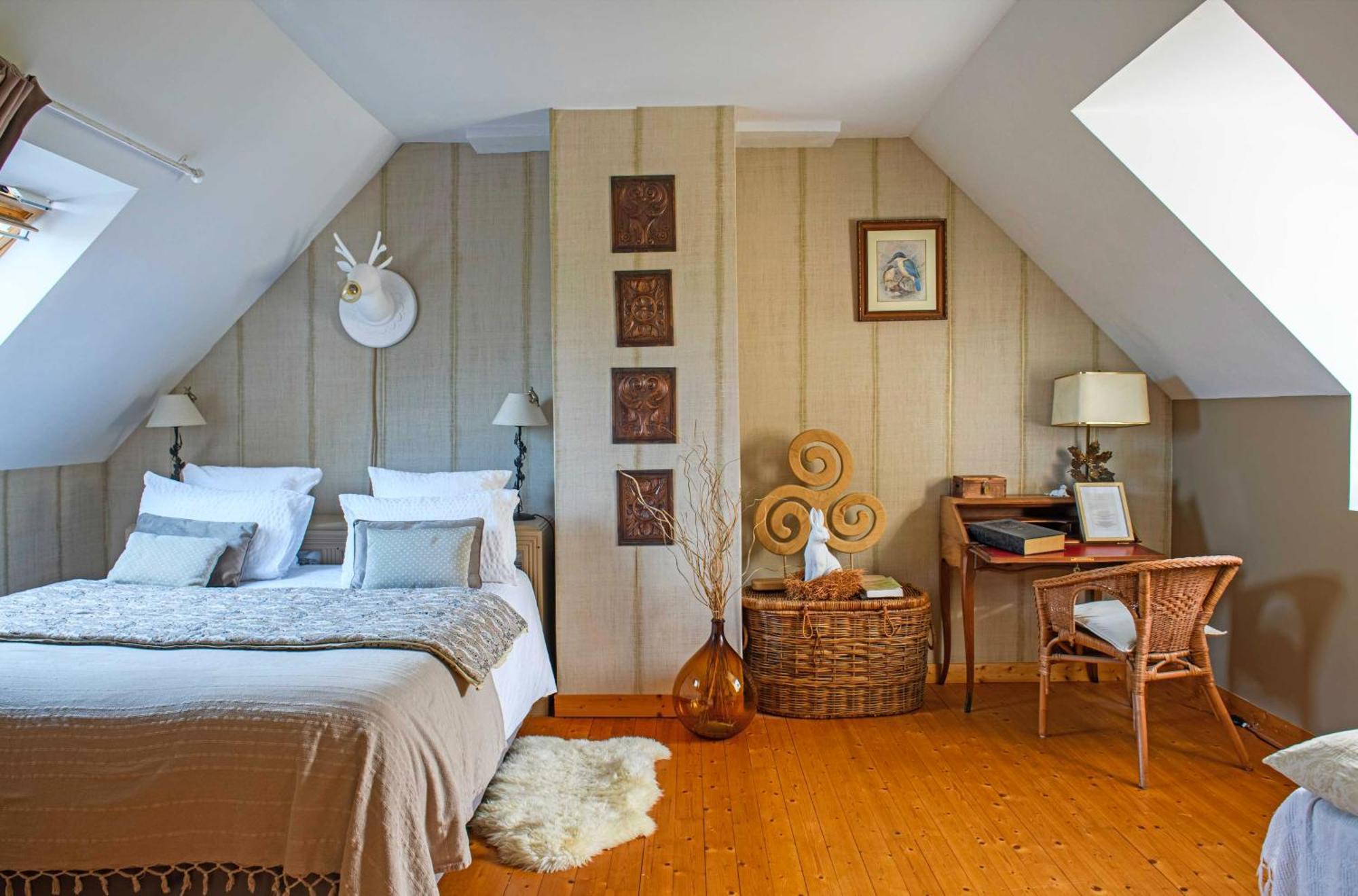 Bed and Breakfast Les Pierres Bleues Saint-Coulitz Exteriér fotografie